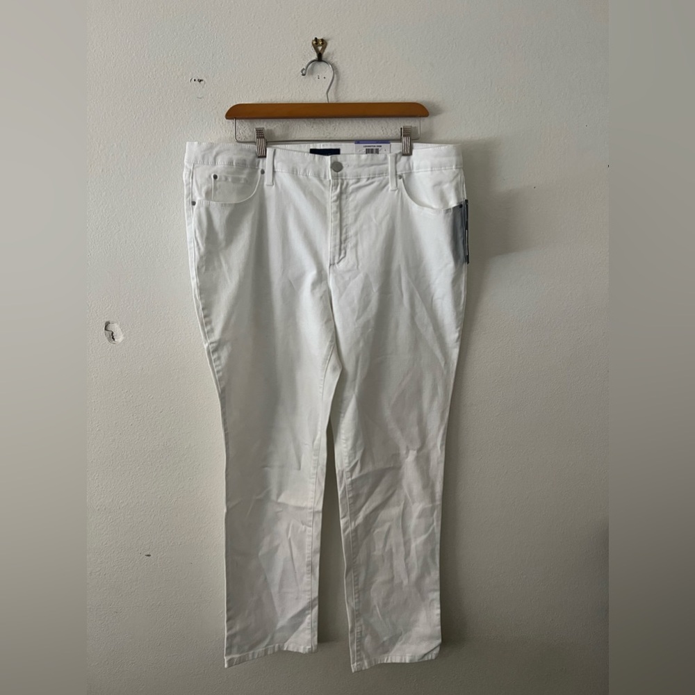 NWT Charter Club Jeans Size 18